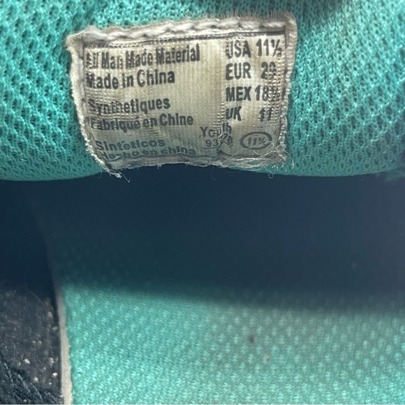 Phineas and Ferb Shoes Toddler Boy 11.5 Black White Lace Up - Picture 6 of 8